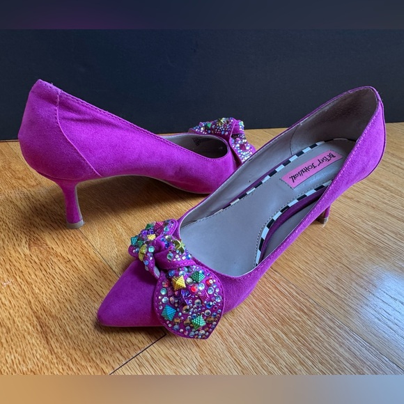Betsey Johnson Fuchsia Axle Heels with Colorful Bow Embellishments Size 7.5 - Picture 7 of 11